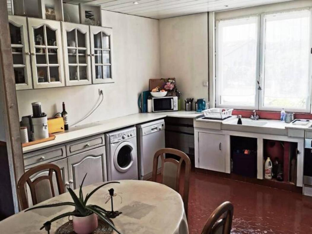 بيدار Appartement 3 Chambres, Calme, Vue Sur Montagne, Proche De La Plage Et Du Centre Du Village المظهر الخارجي الصورة